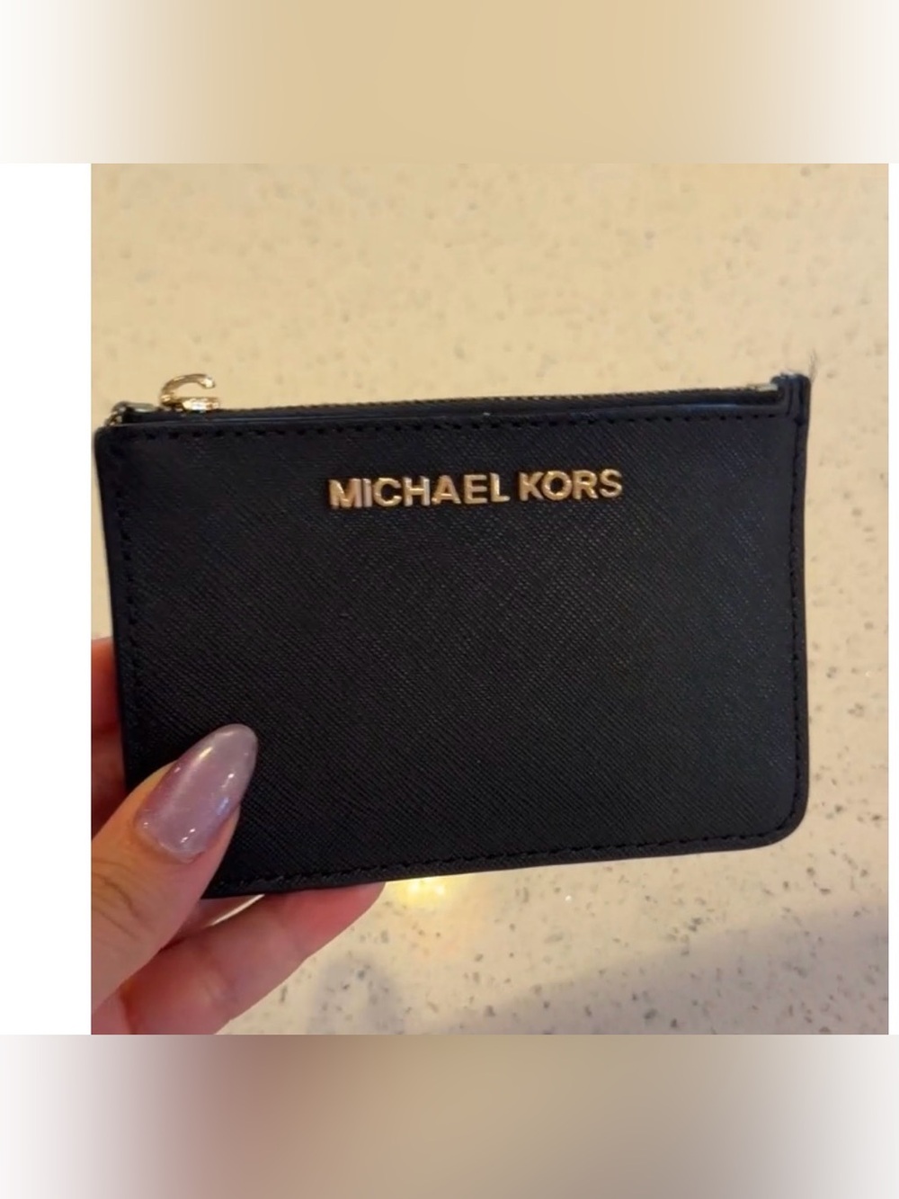 Michael Kors coin pouch 🔴Missing zipper🔴